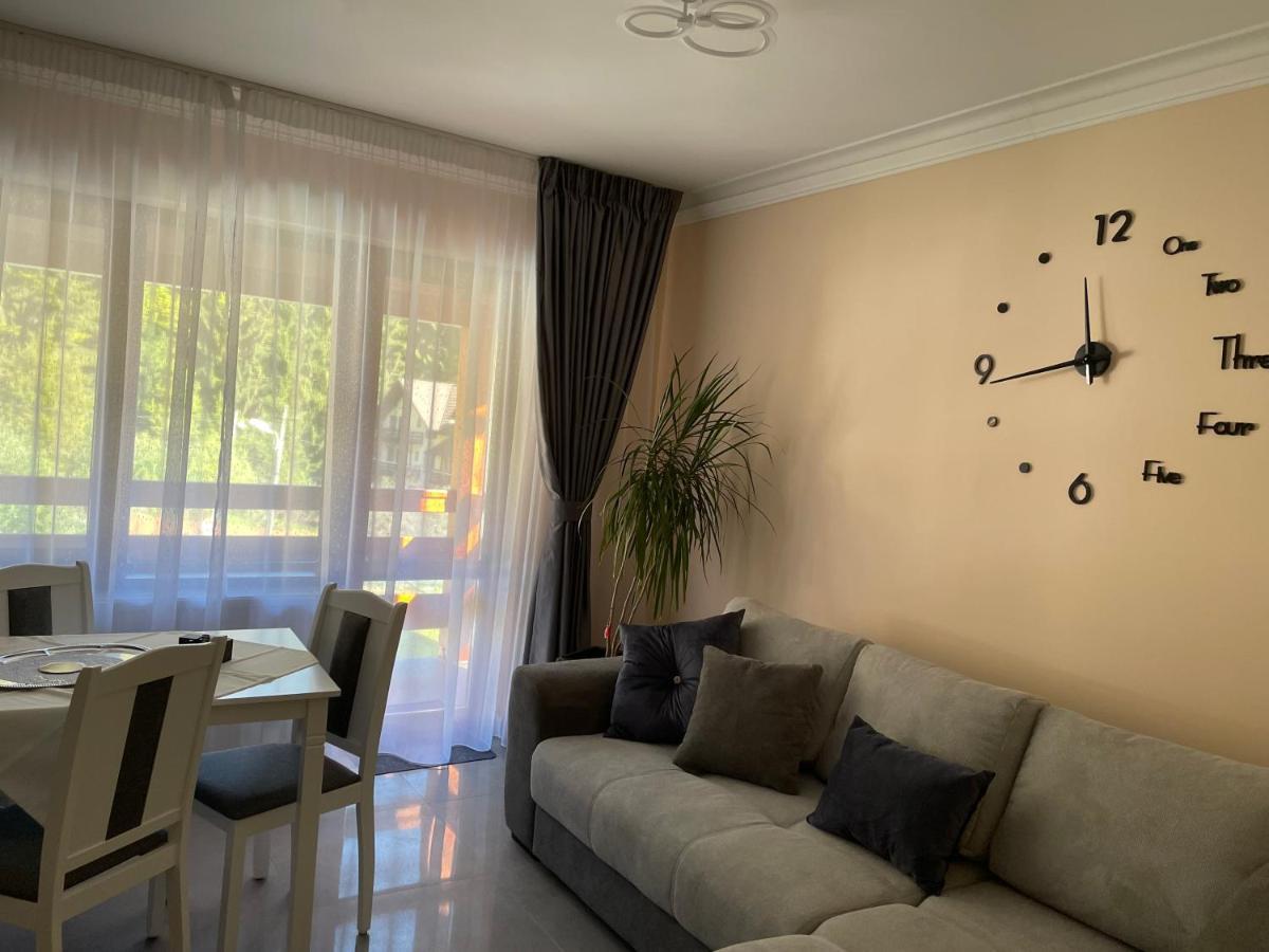 Apartament Lexannona Buşteni Buitenkant foto
